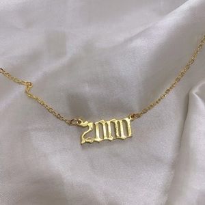 “2000” necklace